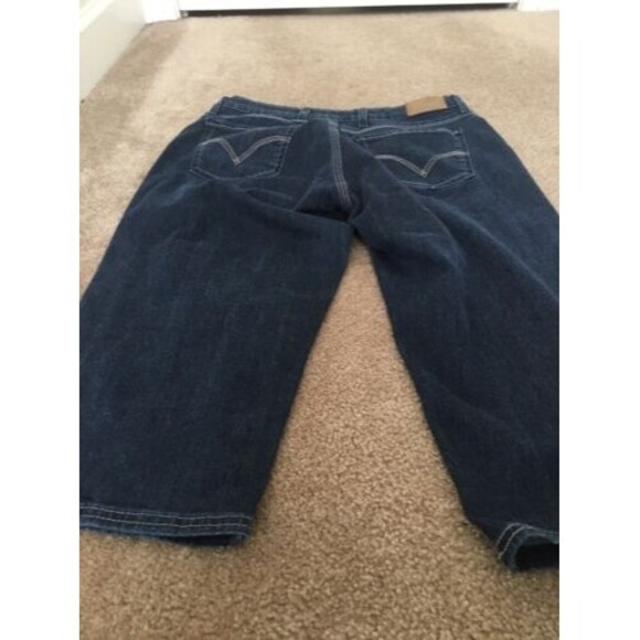Levi's  Women's Capri Jeans Blue Denim Pockets Size 12 - Picture 4 of 6